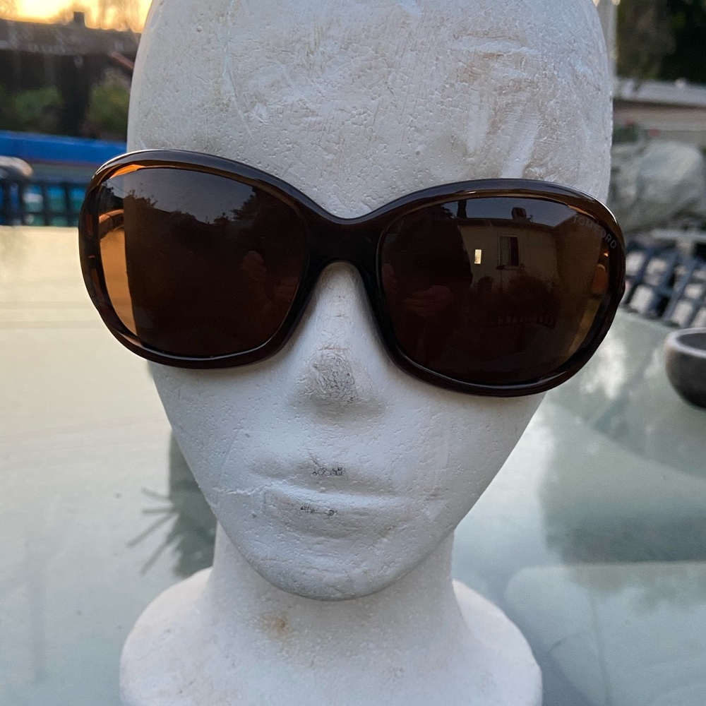 Tom Ford “Jennifer” women’s sunglasses 48H polarized brown tortoise